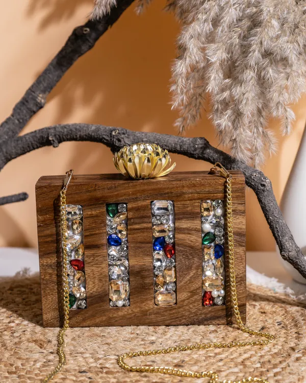 Zariya_Jewel_Inlay_Lotus_Clutch